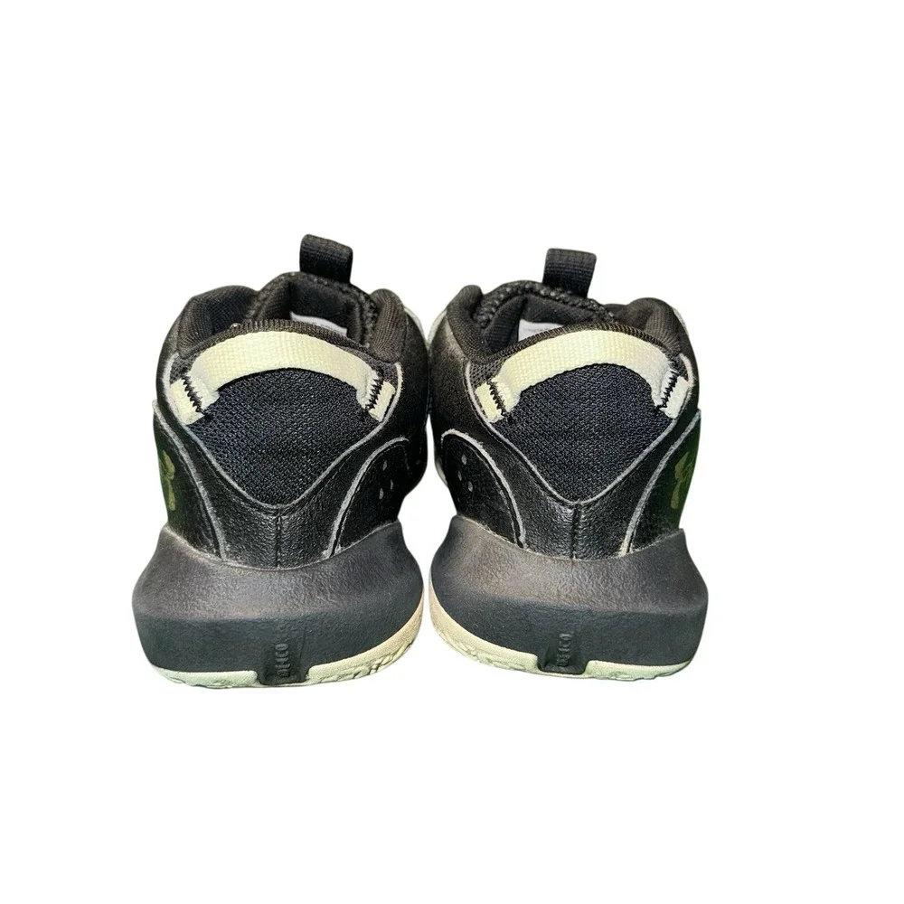 Under Armour Jet 21‎ Kids Basketball Shoes Black Gold 3025618-001 Size 1.5Y
